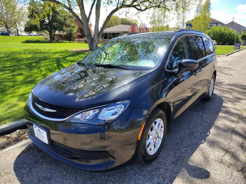 2020 Chrysler Voyager LXi