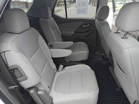 2019 Chevrolet Traverse LT Cloth