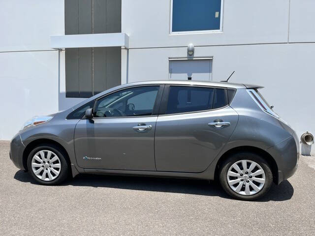 Used 2015 Nissan LEAF S with VIN 1N4AZ0CP7FC316320 for sale in Peoria, AZ