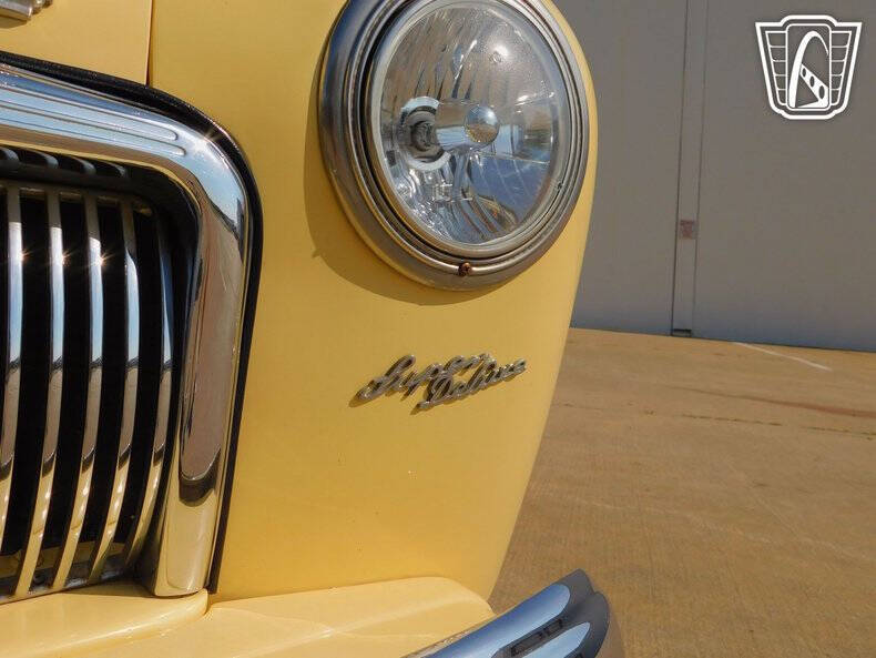 1942 Ford Super Deluxe