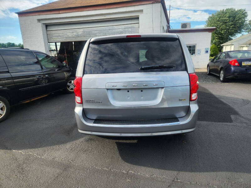 2016 Dodge Grand Caravan SXT