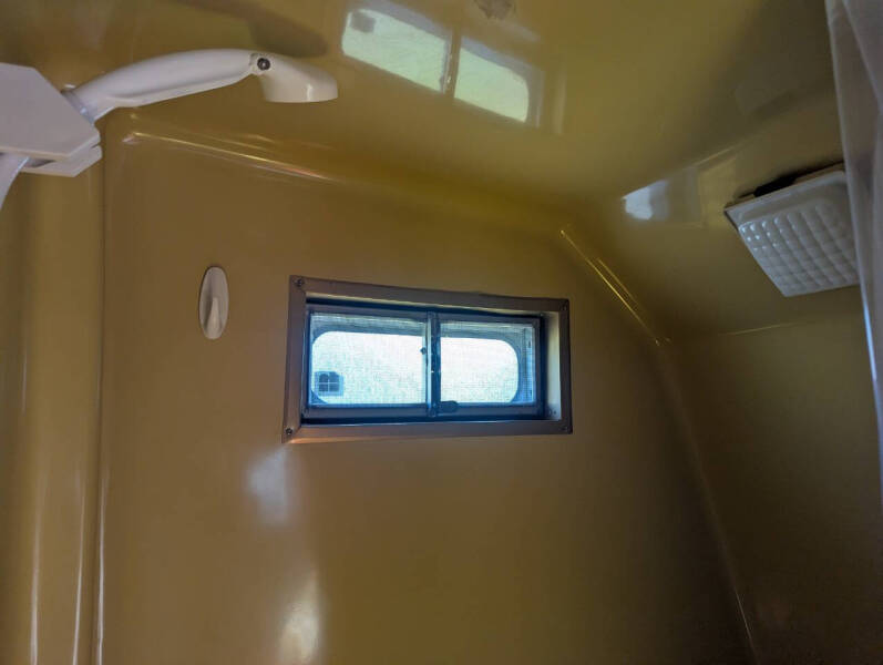 1977 Jayco Wren / 17ft