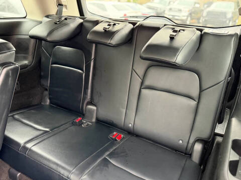 2023 Nissan Pathfinder Platinum