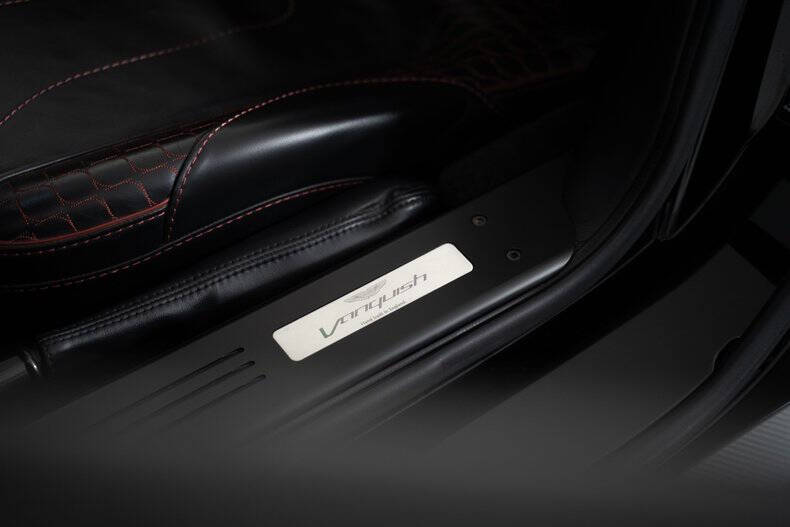 2015 Aston Martin Vanquish Volante