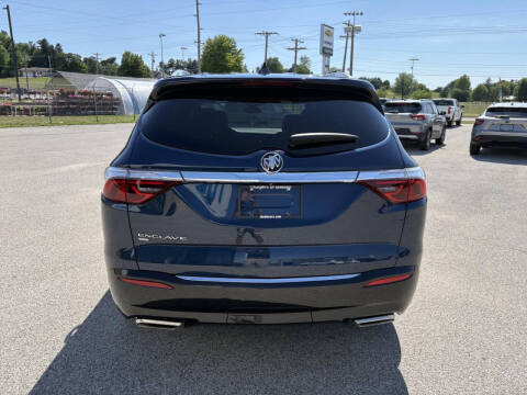 2023 Buick Enclave Essence