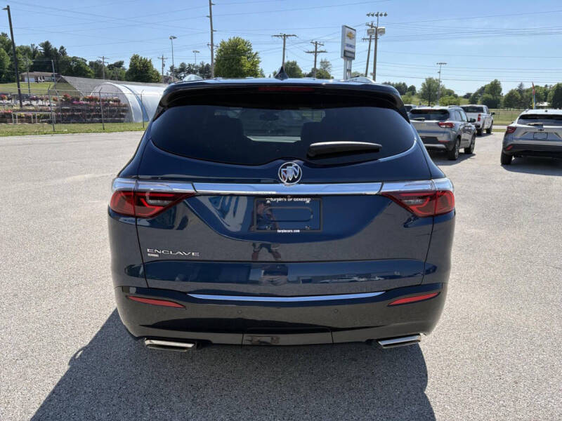 2023 Buick Enclave Essence