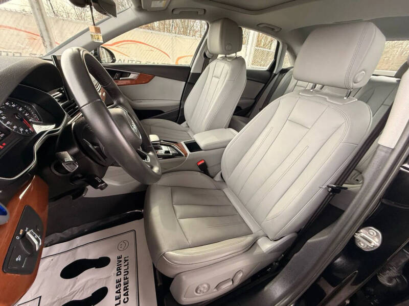 2021 Audi A4 quattro Premium 40 TFSI