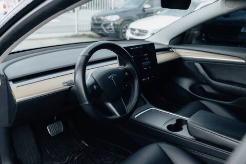 2021 Tesla Model 3 Standard Range Plus