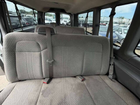 2018 Chevrolet Express LS 3500