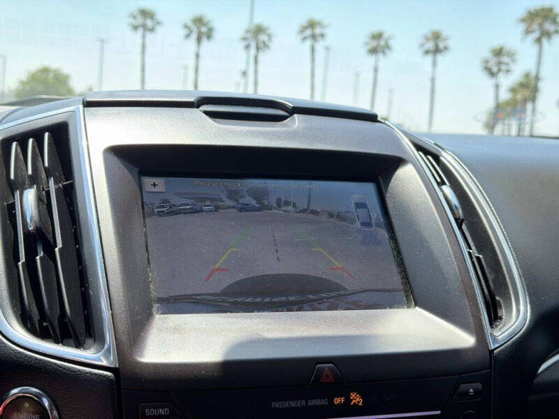 2019 Ford Edge Titanium