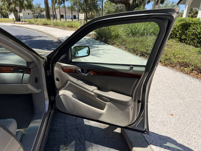 2003 Cadillac DeVille