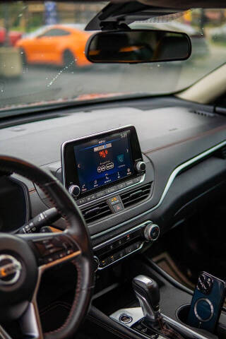 2022 Nissan Altima 2.5 SR