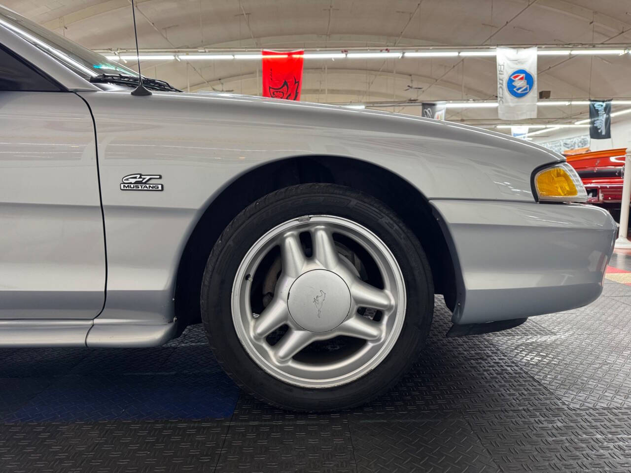1994 Ford Mustang 27