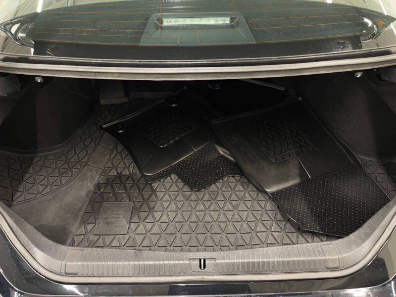 2021 Toyota Avalon XLE