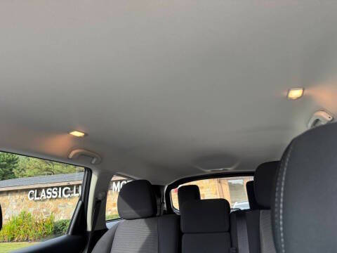 2020 Nissan Pathfinder S