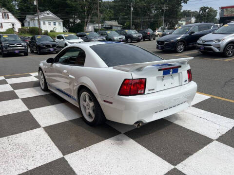 2003 Ford Mustang