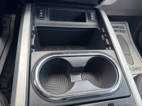 2019 Nissan Titan SV