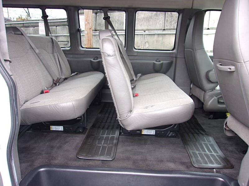 2016 Chevrolet Express LT 3500