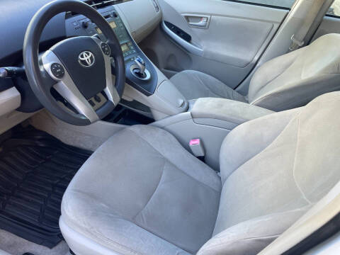 2011 Toyota Prius Two