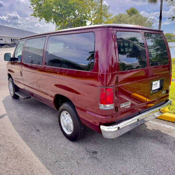 2008 Ford E-Series E-350 SD XLT