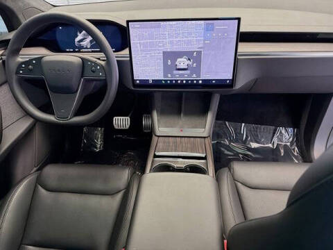 2023 Tesla Model X Standard Range