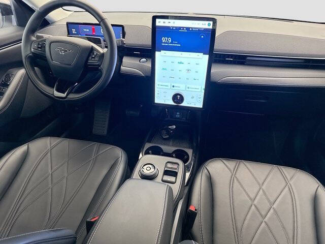 2024 Ford Mustang Mach-E Select