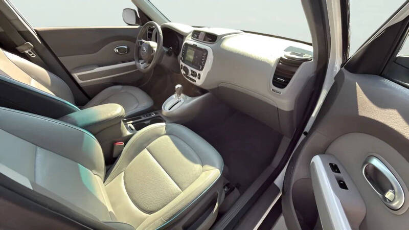 2016 Kia Soul EV +