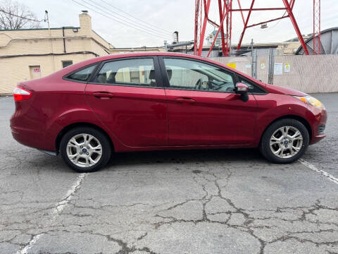 2014 Ford Fiesta SE