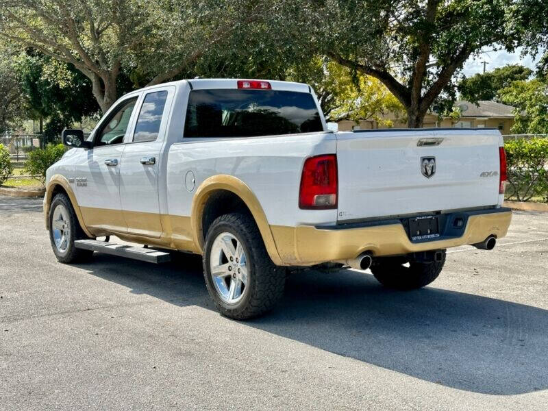 2015 RAM 1500  - $14,995