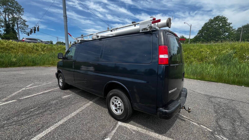 2018 GMC Savana 2500