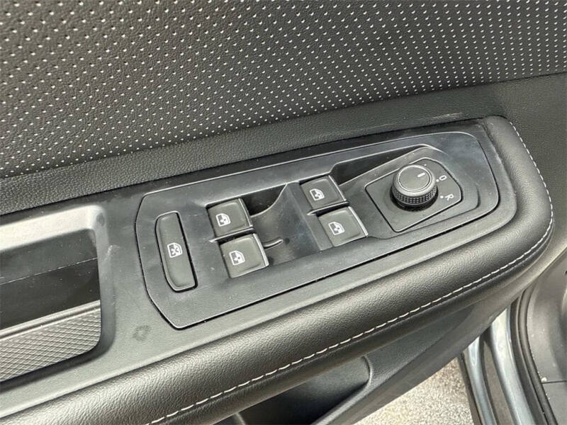 2025 Volkswagen Atlas Cross Sport SE 4Motion