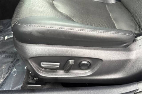 2021 Toyota Camry Hybrid XLE