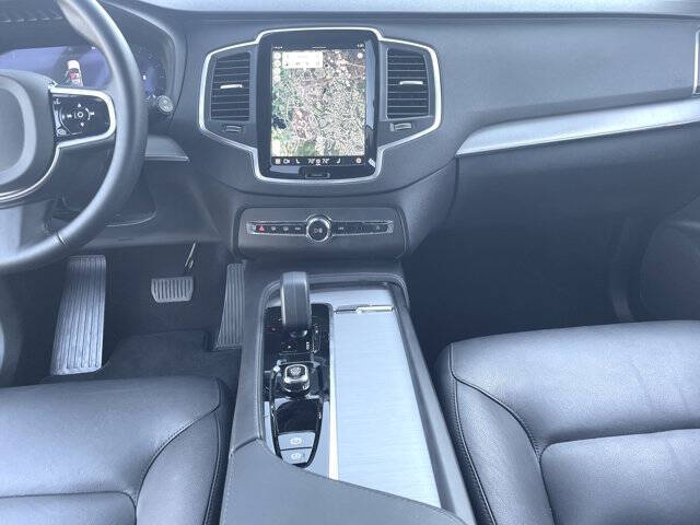 2025 Volvo XC90 B5 Core Bright Theme