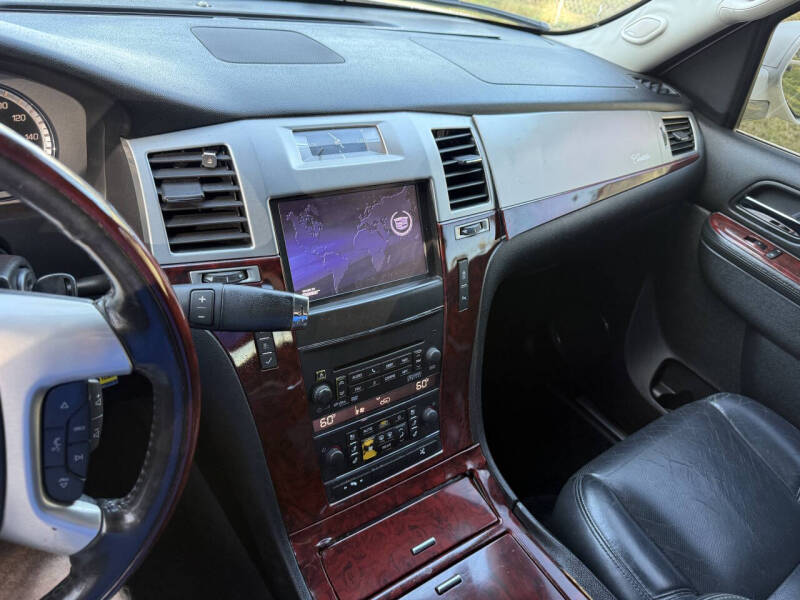 2013 Cadillac Escalade ESV Premium