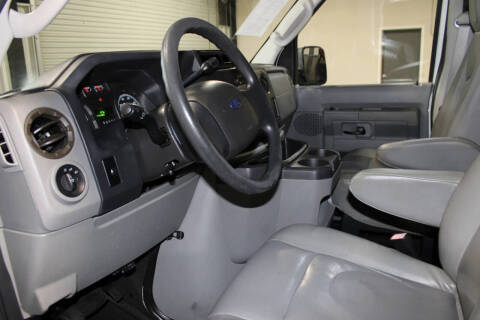 2009 Ford E-Series E-350 SD