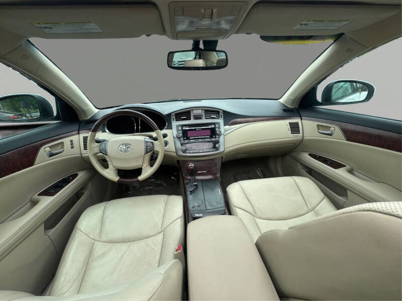 2011 Toyota Avalon