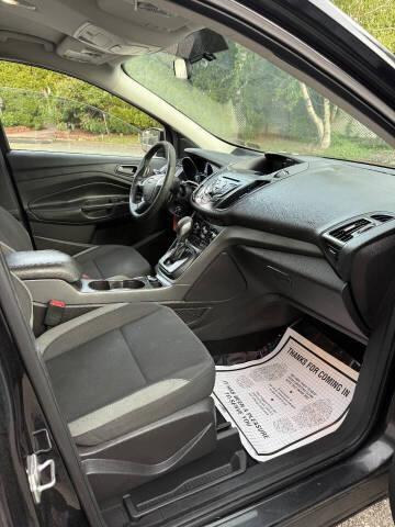 2014 Ford Escape S