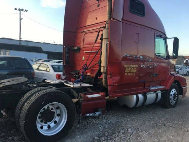 2002 Volvo VNL for sale at HOUSTX AUTO SALES in Houston, TX