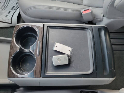 2015 Toyota Sienna XLE 8-Passenger