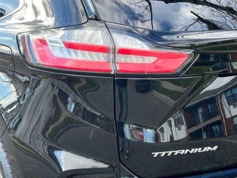 2023 Ford Edge Titanium