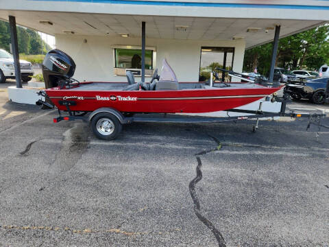 2020 Tracker Classic  XL