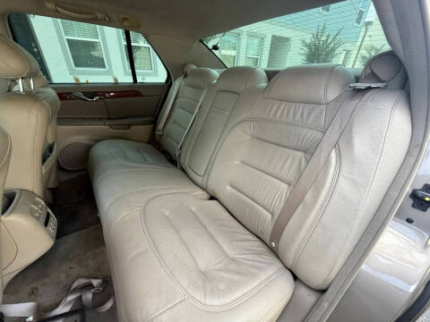2002 Cadillac DeVille