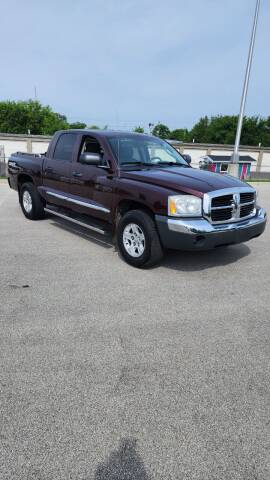 2005 Dodge Dakota for sale at NEW 2 YOU AUTO SALES LLC in Waukesha WI