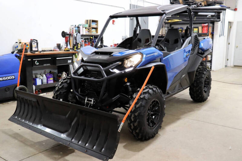 2023 Can-Am Commander XT 700