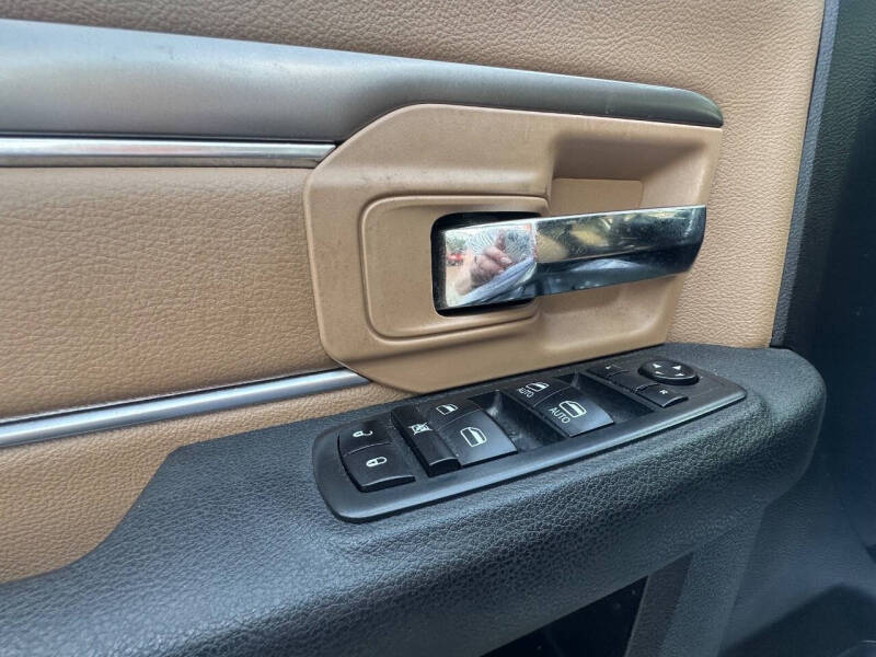 2021 RAM 1500 Classic SLT