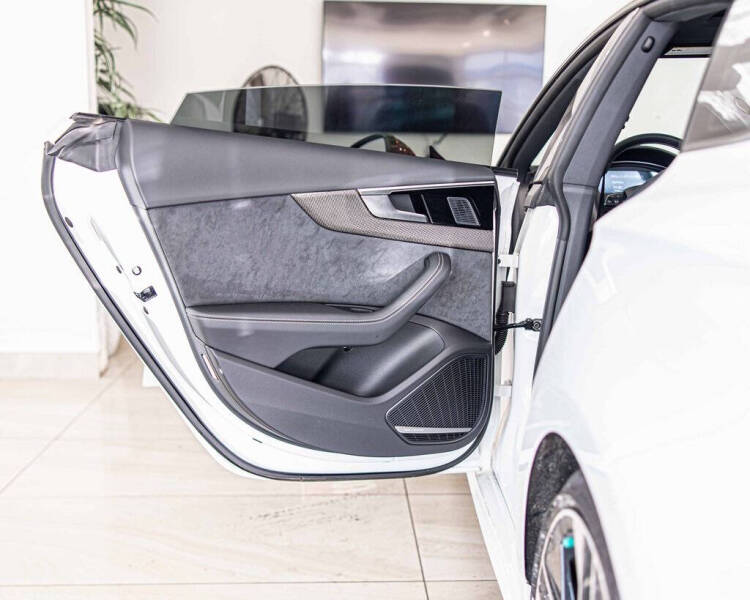 2024 Audi S5 Sportback 3.0T quattro Premium Plus