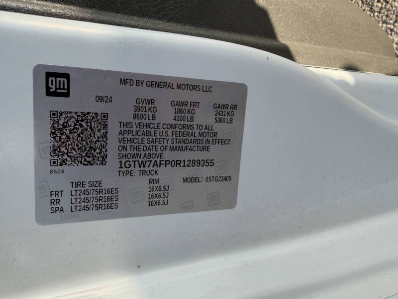 2024 GMC Savana 2500