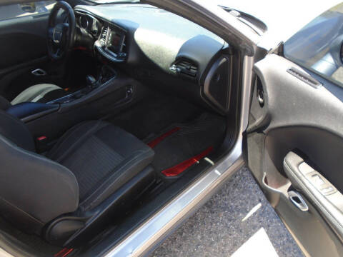 2016 Dodge Challenger SXT