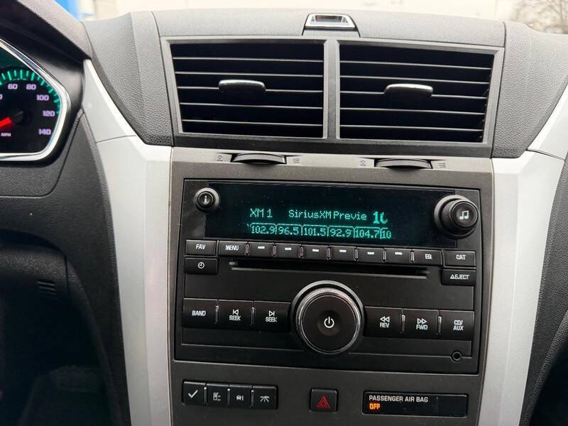 2011 Chevrolet Traverse LT