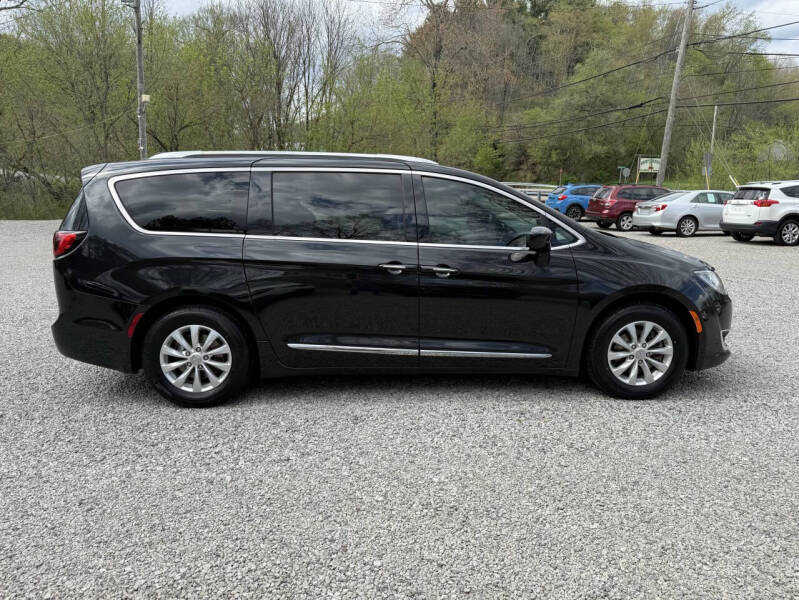 2018 Chrysler Pacifica Touring L Plus